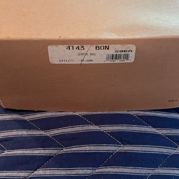 Vintage Coach Worth Bag, brand new with box. Bone colored leather - Picture 2 of 8